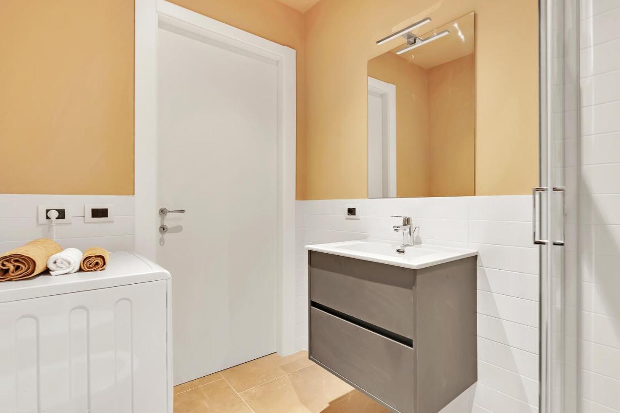 Alessia'S Flat- Naviglio Grande Apartman Buccinasco Kültér fotó