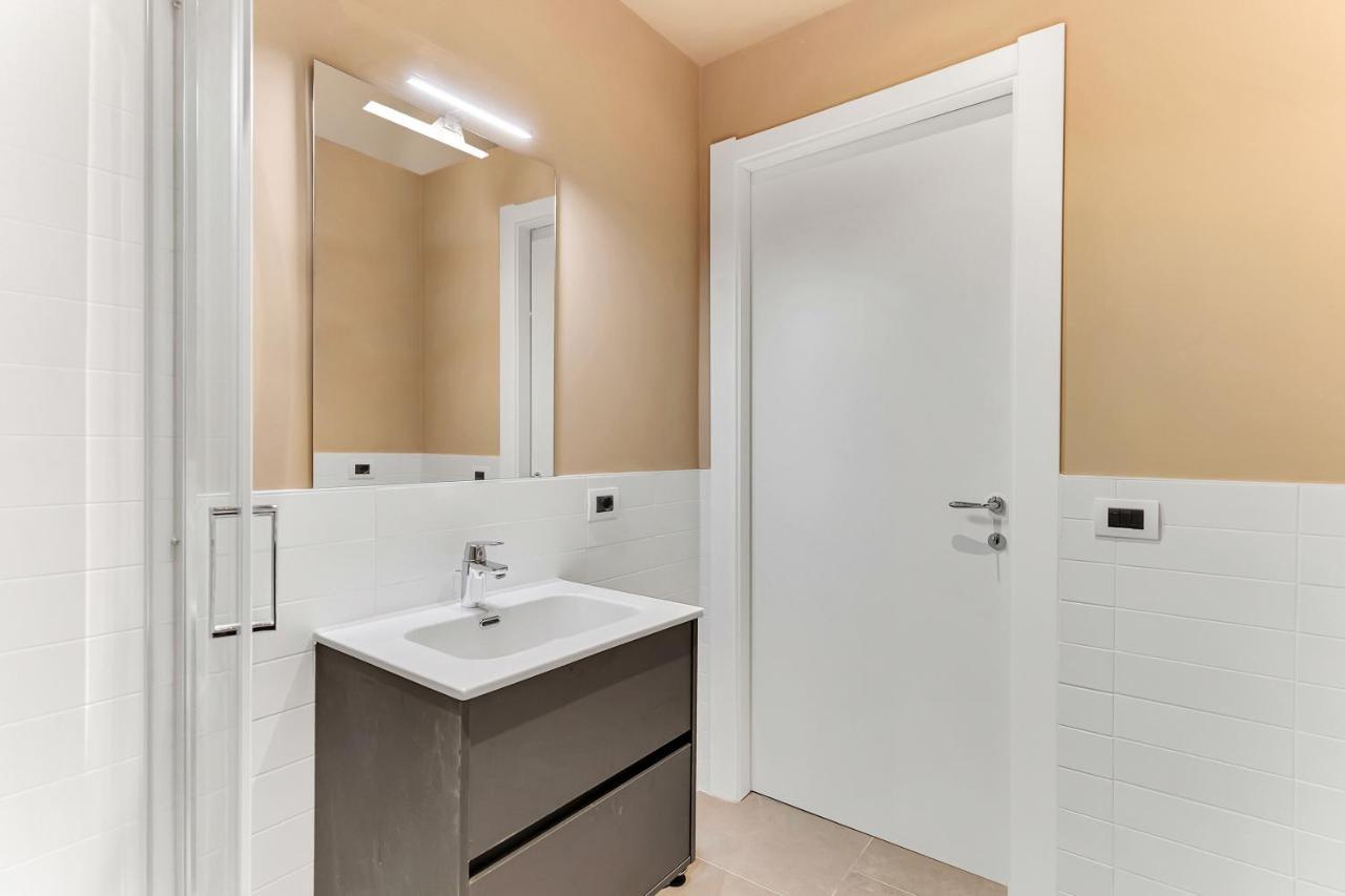 Alessia'S Flat- Naviglio Grande Apartman Buccinasco Kültér fotó