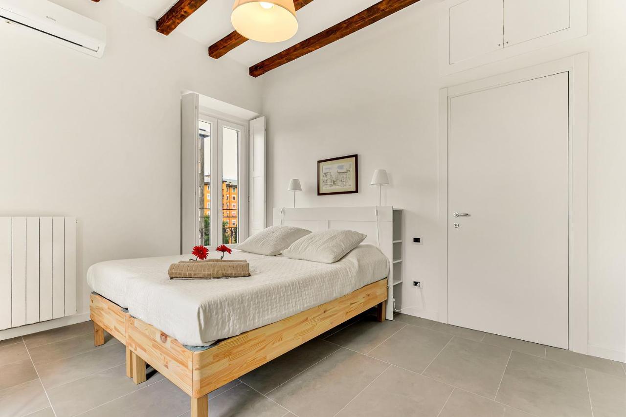 Alessia'S Flat- Naviglio Grande Apartman Buccinasco Kültér fotó